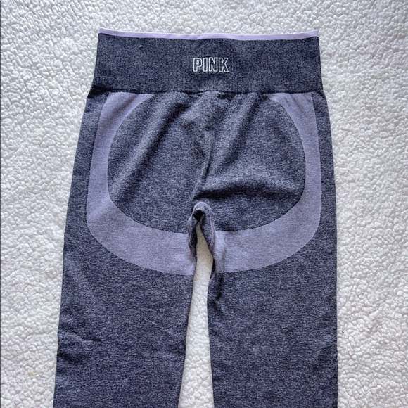 PINK Victoria's Secret Gray Leggings with Tapered Fit - Picture 7 of 9